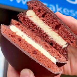 Classic Retro Cake